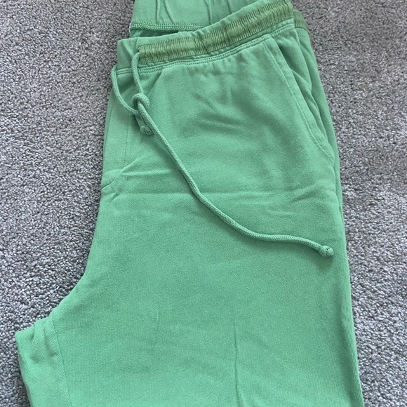 Green Aerie women’s joggers. Like new. Size Large. - Picture 6 of 6